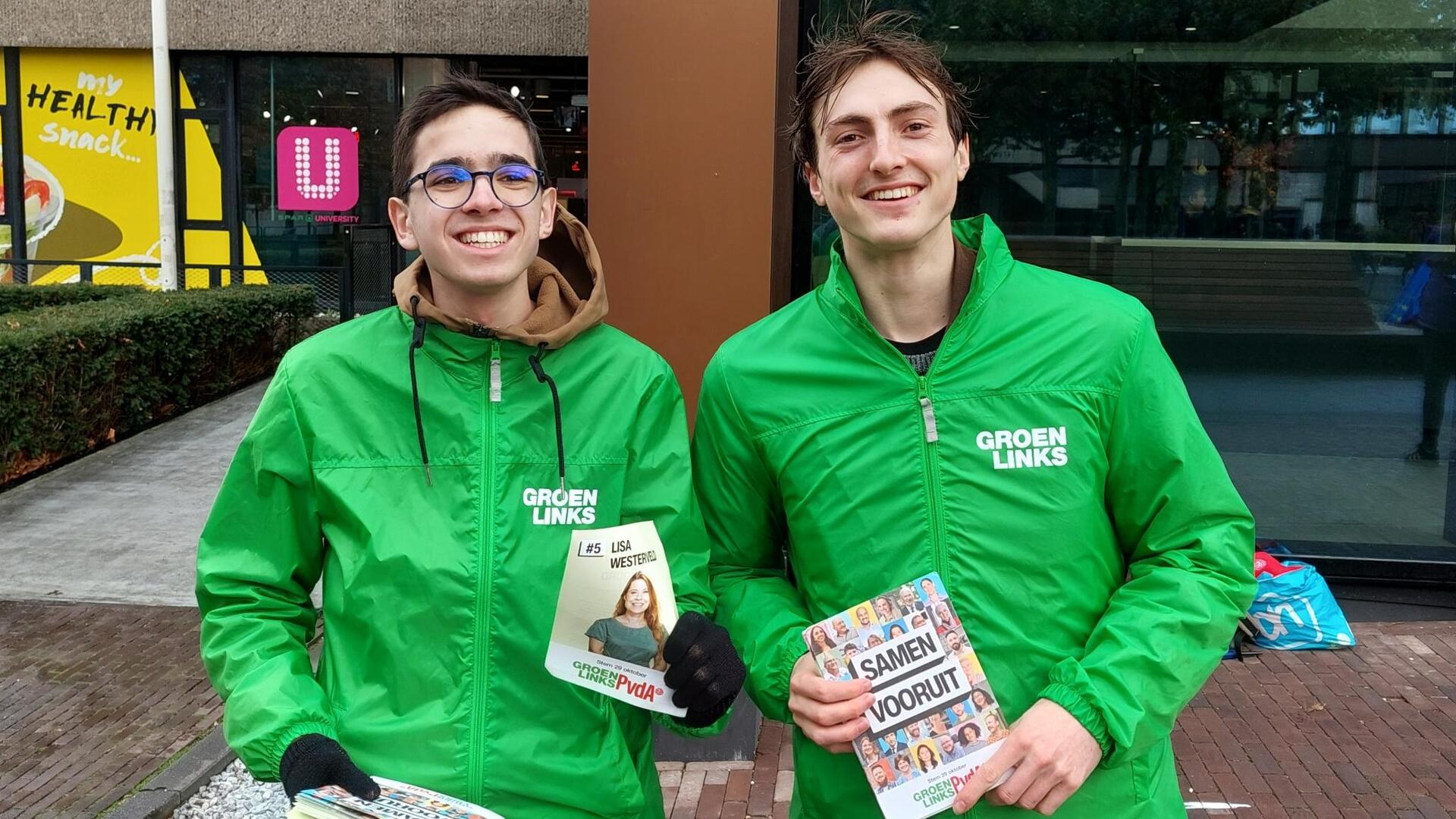 jonas en abel op de campus